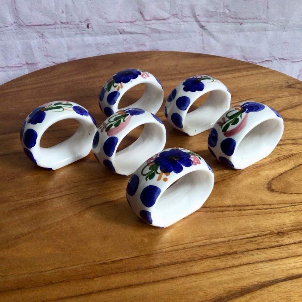 Hand Painted Blue and White Floral Ceramic Napkin Rings - Set of 6 - Picture 9 of 10